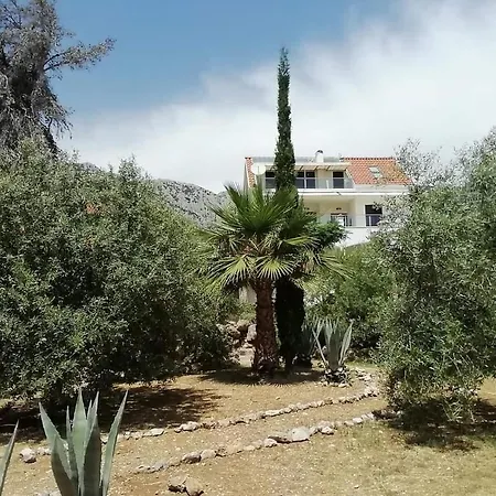 New With Private Path To Sea-mirko Apartment Zavala